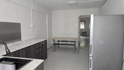 For Rent - 427 Clementi Avenue 3