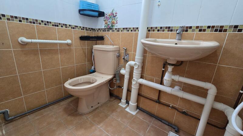 For Rent - 427 Clementi Avenue 3