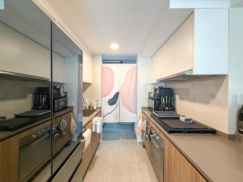 Rivercove Residences EC Condominium For Sale at S$ 1,900,000 | PropertyGuru Singapore - Kitchen