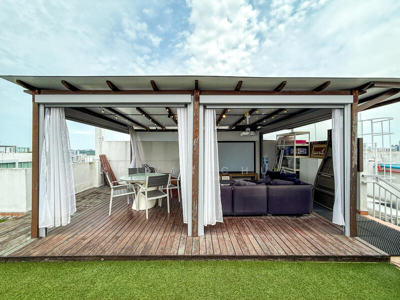 ⭐️CHEAP⭐️ 5-Bed Penthouse Yew Tee/Choa Chu Kang The Quintet, Chia Chu Kang Street 64/Choa Chu Kang Drive/Upper Bukit Timah Road/Bukit Batok Road, 5 Bedrooms, 3,197 sqft, Condominium For Sale, by Kelvin Chua, 500045145 - Exterior - PropertyGuru.com.sg