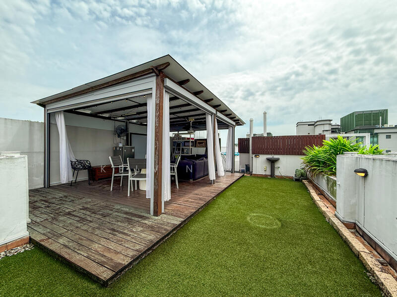 ⭐️CHEAP⭐️ 5-Bed Penthouse Yew Tee/Choa Chu Kang The Quintet, Chia Chu Kang Street 64/Choa Chu Kang Drive/Upper Bukit Timah Road/Bukit Batok Road, 5 Bedrooms, 3,197 sqft, Condominium For Sale, by Kelvin Chua, 500045145 - Exterior - PropertyGuru.com.sg