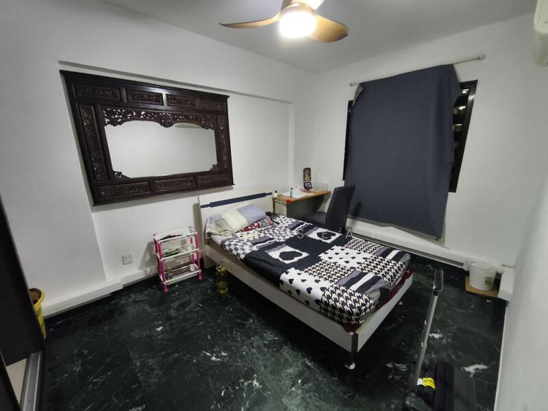 296B Compassvale Crescent HDB Flat For Sale at S$ 660,000 | PropertyGuru Singapore - Bedroom