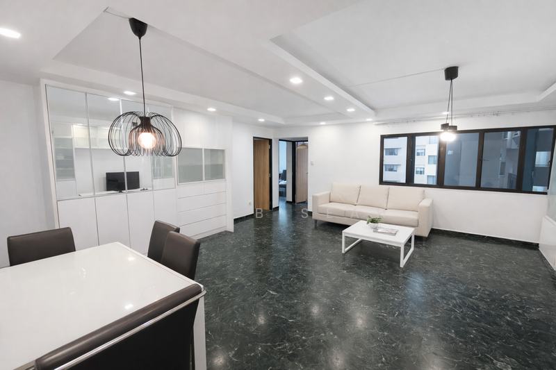 296B Compassvale Crescent HDB Flat For Sale at S$ 648,000 | PropertyGuru Singapore - Living Room