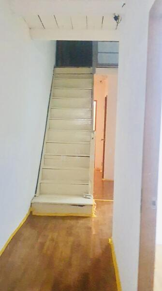 90 Dunlop street, , 926 sqft, Other Retail For Sale, by Alvin Tan 陈永顺, 500045170 - Stairs - CommercialGuru.com.sg