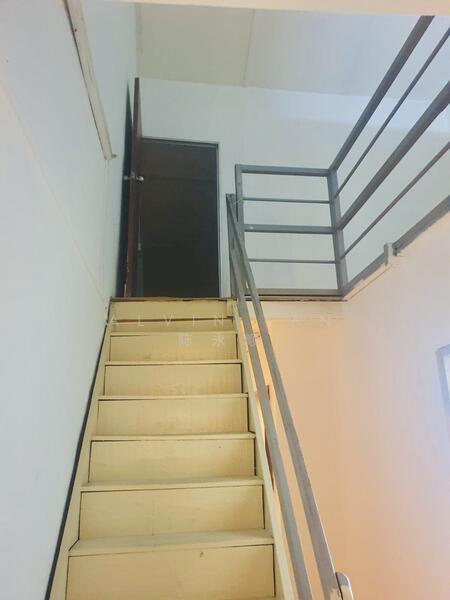 90 Dunlop street, , 926 sqft, Other Retail For Sale, by Alvin Tan 陈永顺, 500045170 - Stairs - CommercialGuru.com.sg