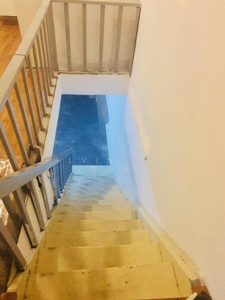 90 Dunlop street, , 926 sqft, Other Retail For Sale, by Alvin Tan 陈永顺, 500045170 - Stairs - CommercialGuru.com.sg