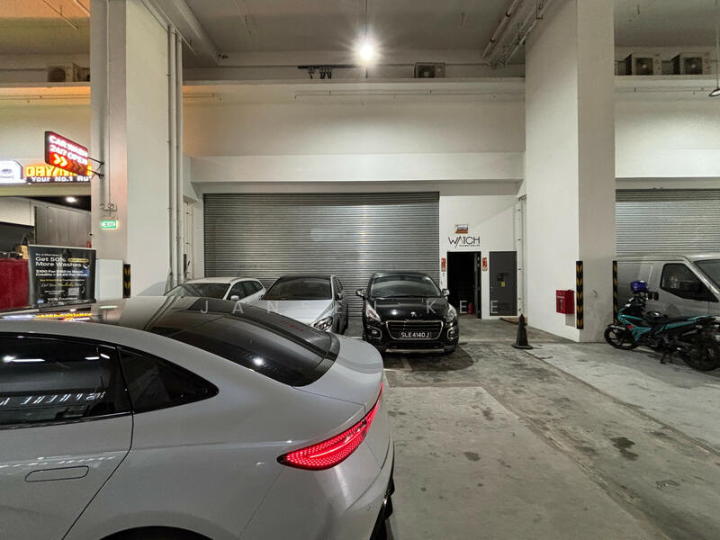REVV, 1 Corporation Drive, Boon Lay / Jurong / Tuas, 3,380 sqft, Factory / Workshop (B2) For Sale, by Jansen Kee, 500045185 - Exterior - CommercialGuru.com.sg