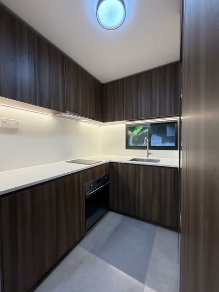 Lentor Modern, 7 Lentor Central, 2 Bedrooms, 732 sqft, Condominium For Rent, by Cortina Yeo, 500045188 - Kitchen - PropertyGuru.com.sg