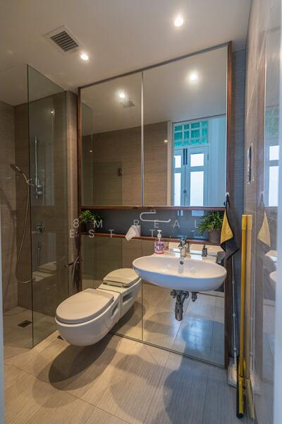 Gemmill Lane, 18A Gemmill Lane, 1,300 sqft, Office For Rent, by Leasing Team, 500045214 - Bathroom - CommercialGuru.com.sg