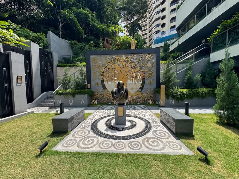 Klimt Cairnhill Condominium For Sale at S$ 8,300,000 | PropertyGuru Singapore - Lawn