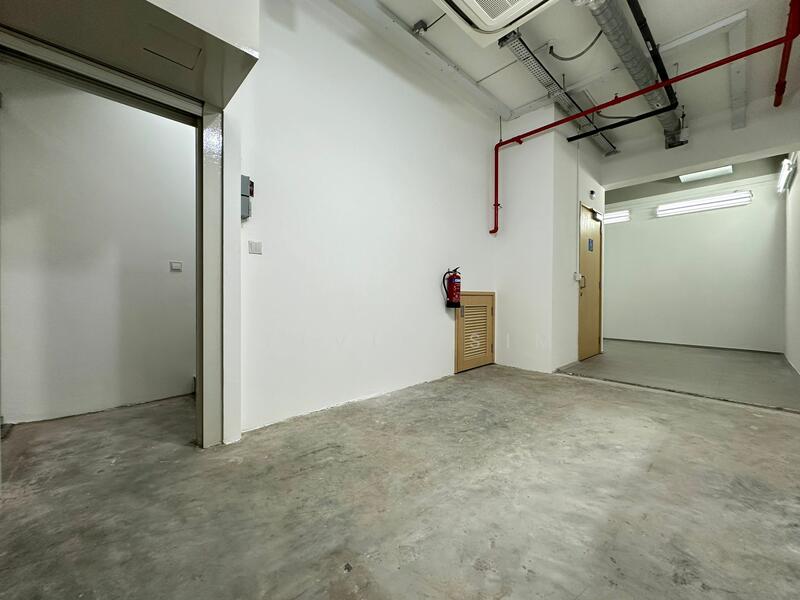 The MidTown, 1187 Upper Serangoon Road, 764 sqft, Mall Shop For Sale, by Melvin Sim, 500045276 - Entrance - CommercialGuru.com.sg