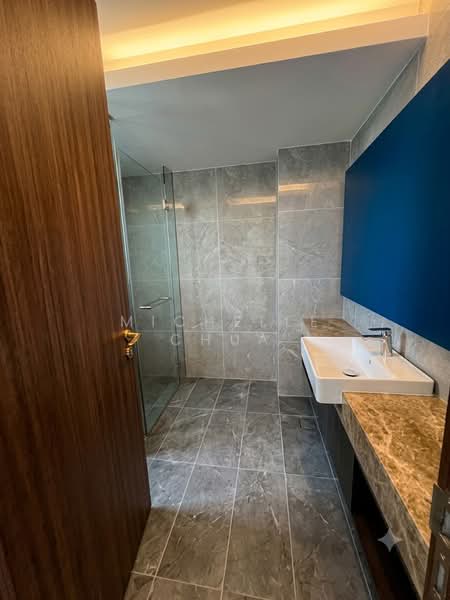 Seletar Hills Estate, Seletar Hills Drive, 4 Bedrooms, 5,380 sqft, Terraced House For Sale, by Michelle Chua, 500045280 - Bathroom - PropertyGuru.com.sg