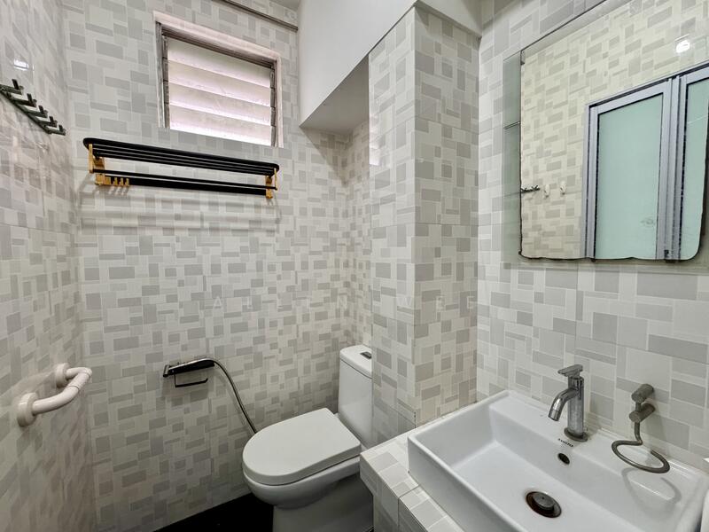 For Sale - 553 Hougang Street 51