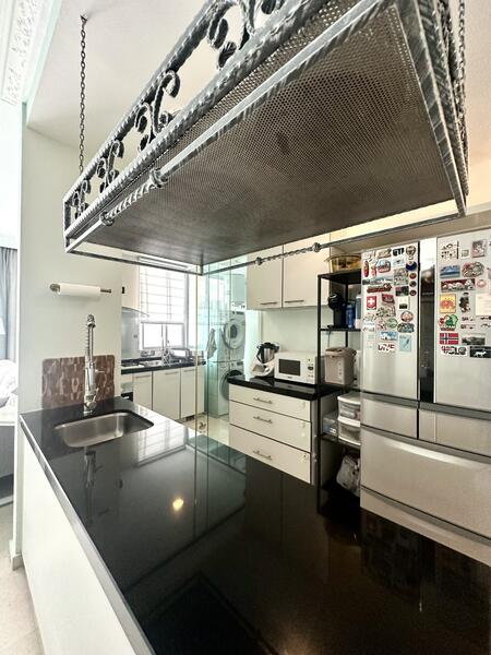 For Sale - The Lakeshore