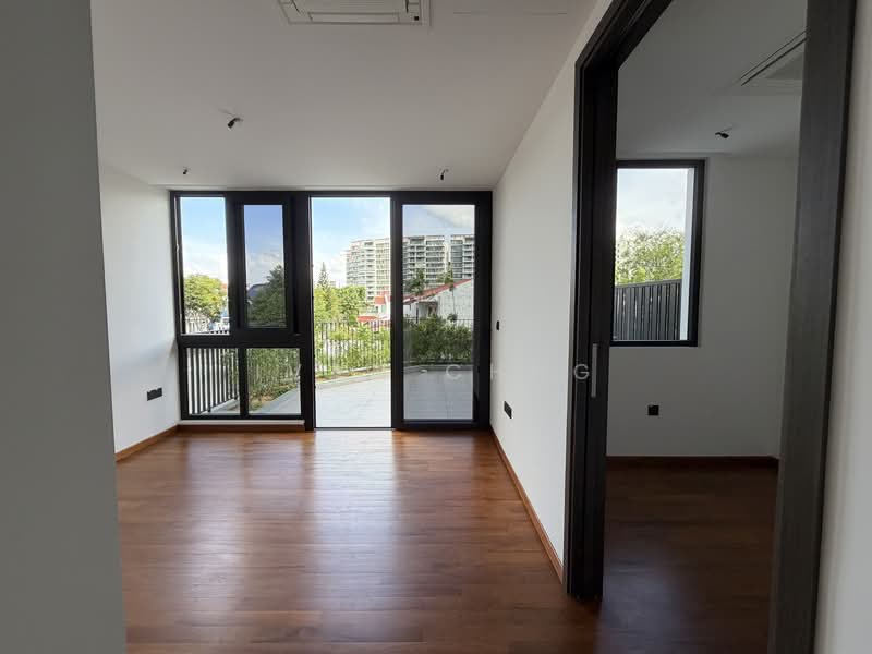 ⭐️⭐️LANDED7772 @ 5BRs Brand New Semi Detached in quiet landed estate | Simei MRT Semi-Detached House For Sale at S$ 6,080,000 | PropertyGuru Singapore - Master Suite