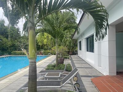 For Rent - Tudor Close