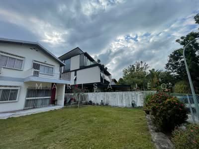 For Sale - D11 Watten Estate - suitable for rebuild, 1km NYPS & RGPS