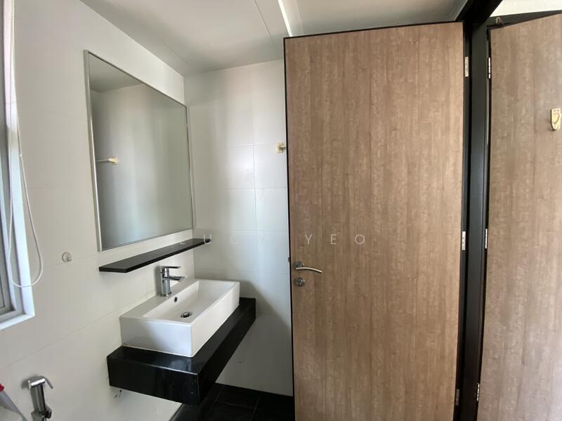 Zedge Condominium For Sale at S$ 1,500,000 | PropertyGuru Singapore