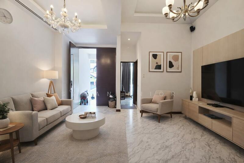 Cashew Crescent Rooftop Pool/ Lift, , 4 Bedrooms, 4,750 sqft, Terraced House For Sale, by Susan Prior, 500045460 - Living Room - PropertyGuru.com.sg