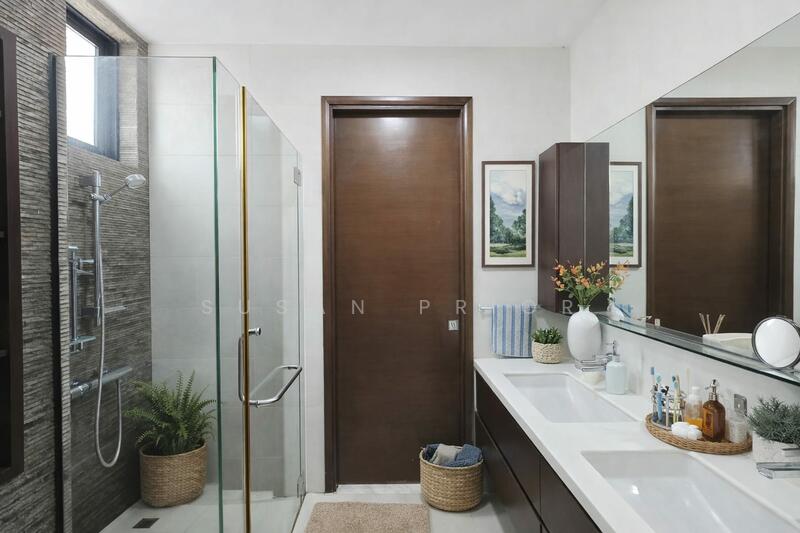 Cashew Crescent Rooftop Pool/ Lift, , 4 Bedrooms, 4,750 sqft, Terraced House For Sale, by Susan Prior, 500045460 - PropertyGuru.com.sg