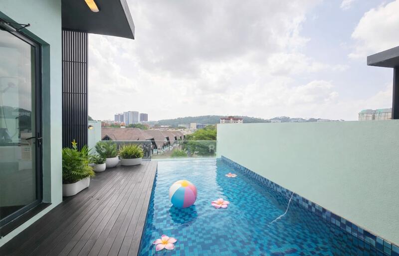 Cashew Crescent Rooftop Pool/ Lift, , 4 Bedrooms, 4,750 sqft, Terraced House For Sale, by Susan Prior, 500045460 - PropertyGuru.com.sg