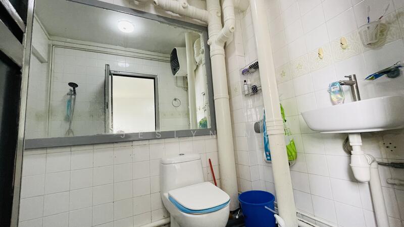 For Sale - 703 Jurong West Street 71