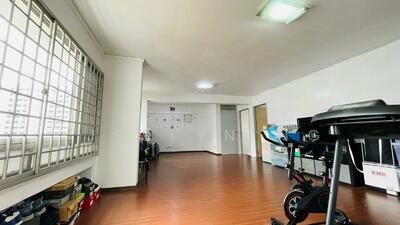 For Sale - 703 Jurong West Street 71