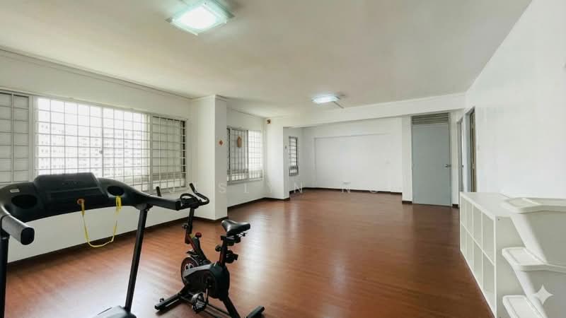 703 Jurong West Street 71, 703 Jurong West Street 71, 3 Bedrooms, 1,356 sqft, HDB Flat For Sale, by Jeslyn Ng, 500045481 - Gym - PropertyGuru.com.sg
