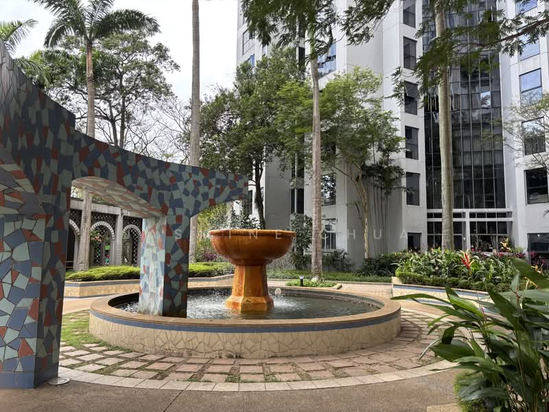 The Bayshore Condominium For Sale at S$ 1,299,999 | PropertyGuru Singapore - Exterior