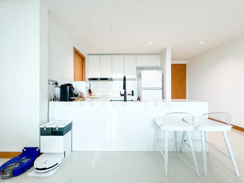 Tree House Condominium For Sale at S$ 2,350,000 | PropertyGuru Singapore - Kitchen