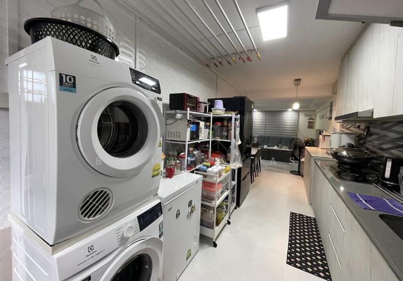 131 Bedok Reservoir Road HDB Flat For Sale at S$ 600,000 | PropertyGuru Singapore - Kitchen