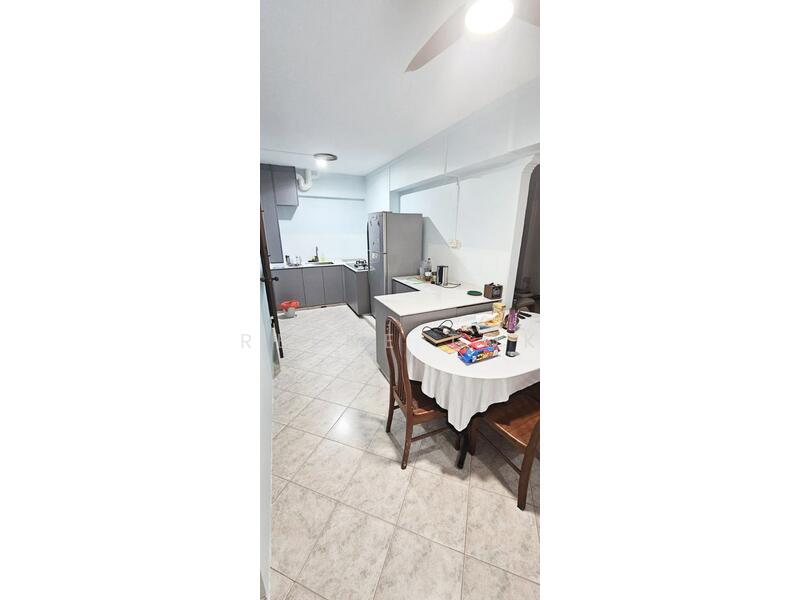 290D Bukit Batok East Avenue 3, 290D Bukit Batok East Avenue 3, Room Rental, 100 sqft, HDB Flat For Rent, by Reene Tok, 500045593 - Kitchen - PropertyGuru.com.sg