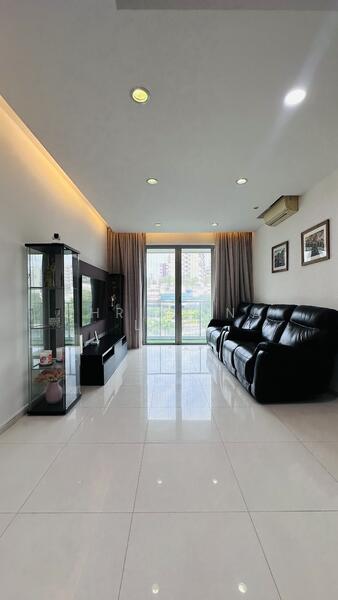 For Sale - The Quartz