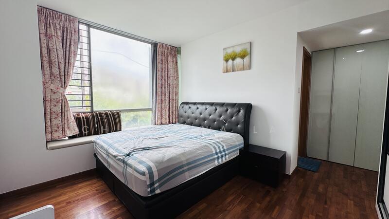 For Sale - The Quartz