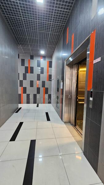 The Splendour, 31 Bukit Batok Crescent, 4,456 sqft, Light Industrial (B1) For Sale, by Sandra Tan, 500045624 - Lobby - CommercialGuru.com.sg