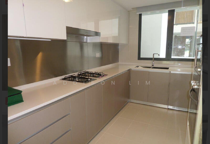 Hedges Park Condominium Condominium For Sale at S$ 2,120,000 | PropertyGuru Singapore - Kitchen