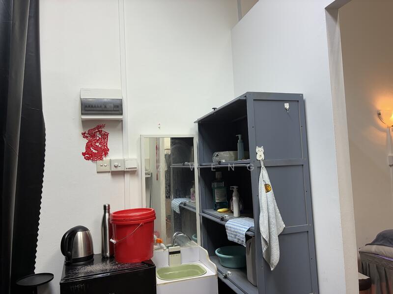 Undervalued Enbloc Potential High Rental Yield Linked To Havelock MRT, Alexandra / Commonwealth, 258 sqft, Other Retail For Sale, by Liz Weng, 500045642 - Interior - CommercialGuru.com.sg