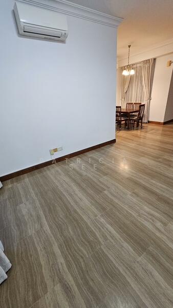 Tanglin View Condominium For Sale at S$ 1,620,000 | PropertyGuru Singapore - Dining Room