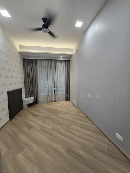 Costa Rhu Condominium For Sale at S$ 2,400,000 | PropertyGuru Singapore - Bedroom
