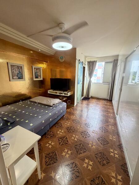 For Rent - 255 Bangkit Road