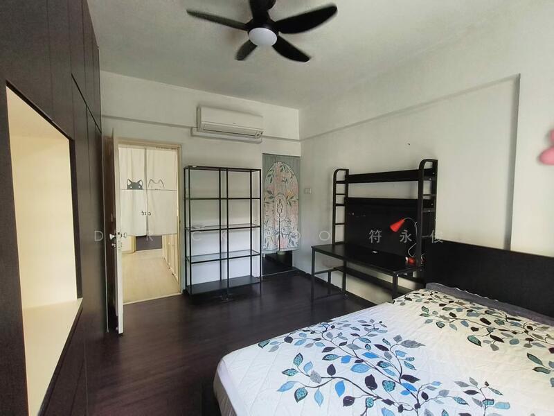 West Bay Condo, 50 West Coast Crescent, 2 Bedrooms, 872 sqft, Condominium For Sale, by Derick Foo, 500045657 - Bedroom - PropertyGuru.com.sg