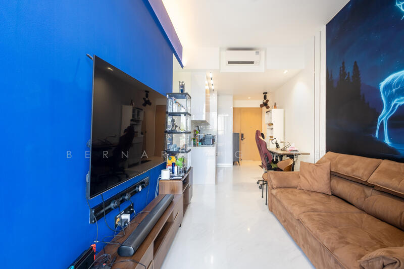 Peak Residence Condominium For Sale at S$ 1,380,000 | PropertyGuru Singapore - Living Room