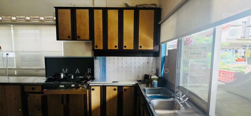 FH Semi-D, Regular land plot, Mins walk to Tan Kah Kee MRT Semi-Detached House For Sale at S$ 12,700,000 | PropertyGuru Singapore - Kitchen