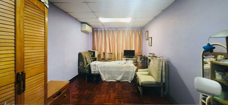 FH Semi-D, Regular land plot, Mins walk to Tan Kah Kee MRT Semi-Detached House For Sale at S$ 12,700,000 | PropertyGuru Singapore - Bedroom