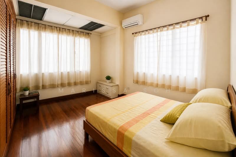 FH Semi-D, Regular land plot, Mins walk to Tan Kah Kee MRT, Watten Estate Road, Watten Drive,Watten View, Watten Rise,, 5 Bedrooms, 2,962 sqft, Semi-Detached House For Sale, by Marissa Soh, 500045758 - Bedroom - PropertyGuru.com.sg