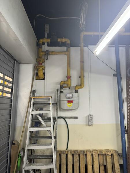 Ground floor cafe/bar at Bugis (with exhaust), Beach Road / Bugis / Rochor, 1,500 sqft, Shop / Shophouse For Rent, by Kai Yue KX, 500045763 - CommercialGuru.com.sg