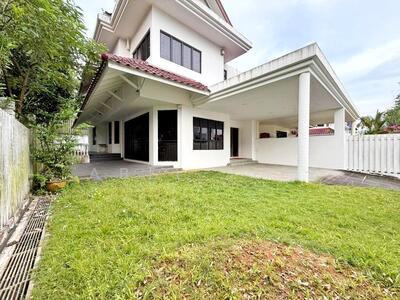 For Sale - ❤️ Exclusive ❤️ Good-Sized Semi-D for A&A or Rebuild in D10 ❤️ Wide Frontage ❤️ Regular Plot ❤️