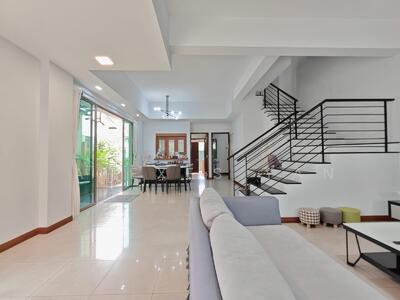 For Sale - 🏆JIA LANDED 🏆 CHEAP North South Facing Corner Terrace