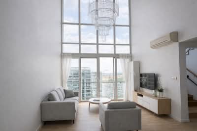 For Sale - View Good Friday 2pm. Rare Duplex Penthouse Priced to Sell! 5BR & Study $2.88M