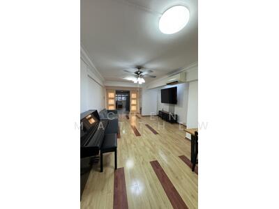 For Rent - 5 Dover Crescent